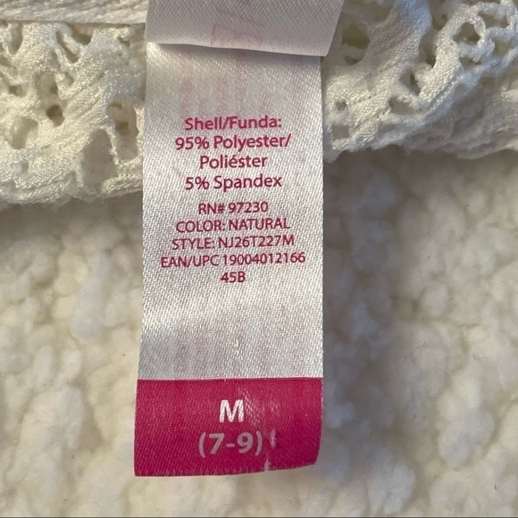 ✅HOST Pick✅ No Boundaries Hooded Swim Cover, Medium - Picture 5 of 8